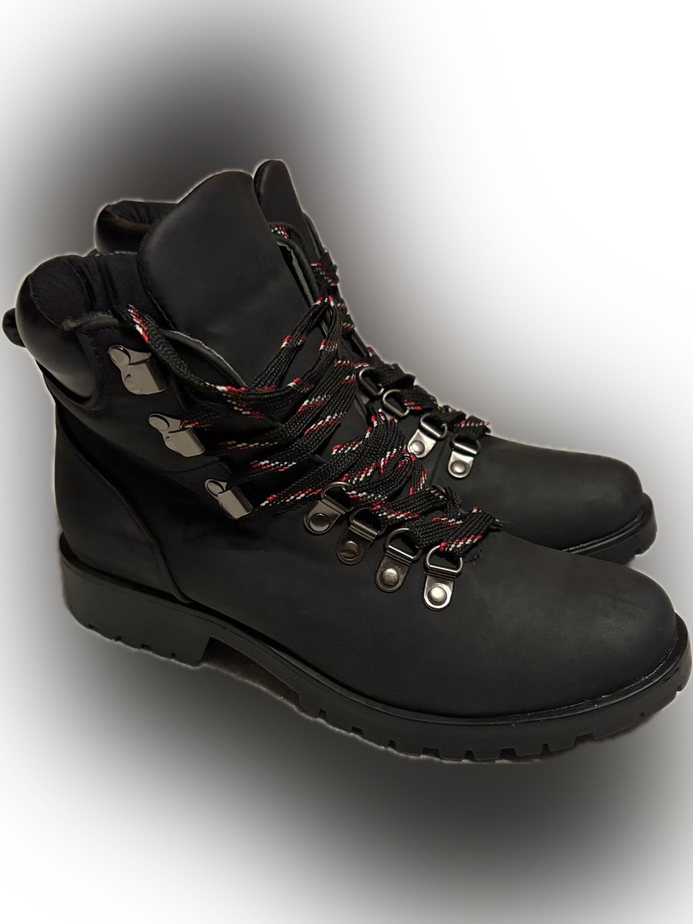 New Seven7 Black Lace-Up Runyon Hiking Boots with Red-Accent Laces